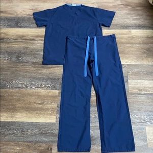 Medline navy blue scrub set